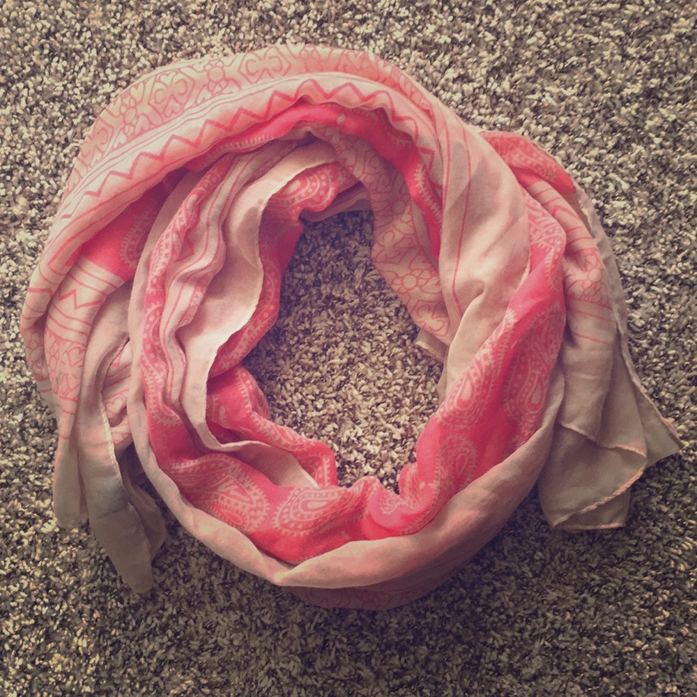 Fashion scarf